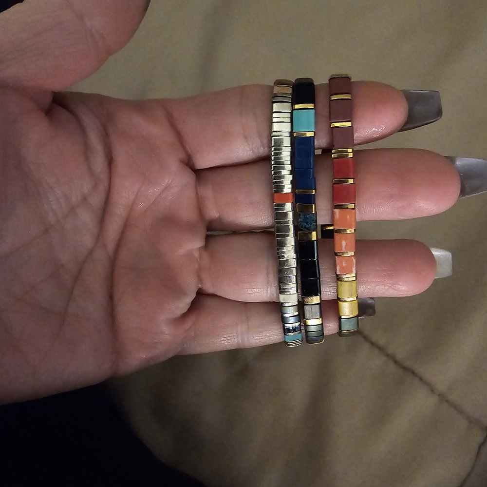 3 bracelets - Picture 3 of 4